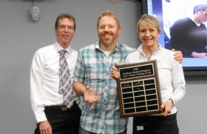 Dr. Stephan Mostowy (middle) presented with the Year 3 KGH Surgery Teaching Award by Dr. Gary Goplen and Dr. Cheryl Holmes.